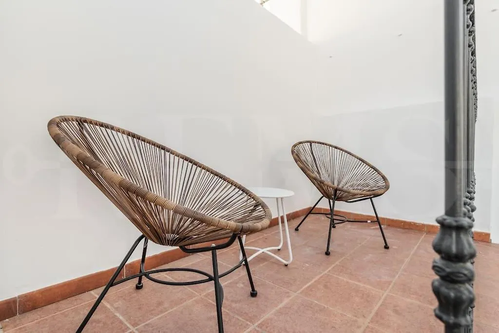 Sophisticated Apartment With Terrace By Rems Malaga